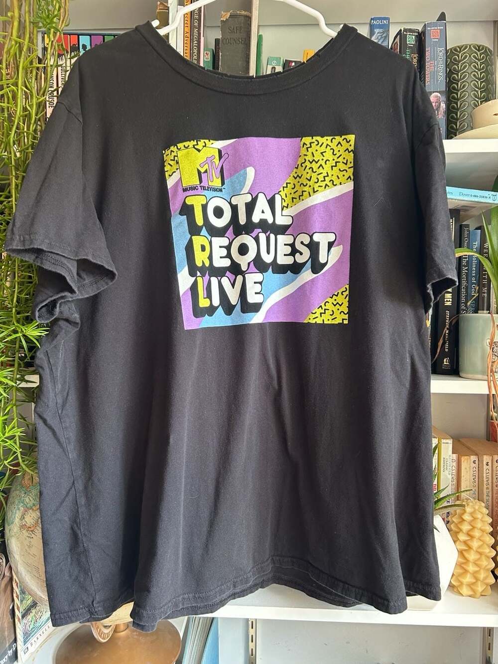 MTV Total Request Live TRL 90s Retro Square Graphic Black T-Shirt